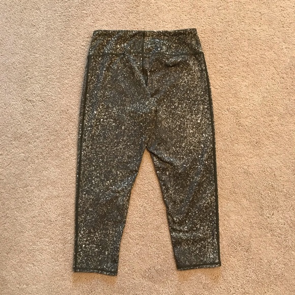 Hylete Capri Athletic Leggings Womens Size M Green - Picture 7 of 9